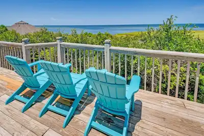 Image de Soundfront + Dog Friendly w\/ Hot Tub, Game Room. Don’t Miss the Buxton Sunsets!