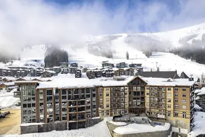Image de White Pine Condo - Schweitzer village w/ King Bed