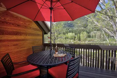 Image de Views, Snow, Free Shuttle to the slopes! Book your Holiday Magic Now!