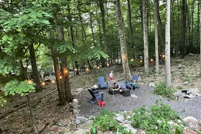 Image de Spring & Summer in the Poconos! Grill, Firepit, Hot Tub, Pools, Beach, Golf More