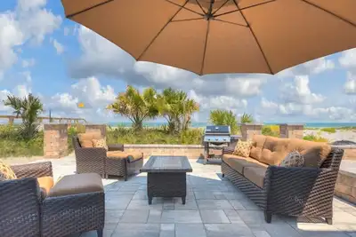 Image de Shore to Please Beach / Oceanfront Patio Pet Friendly
