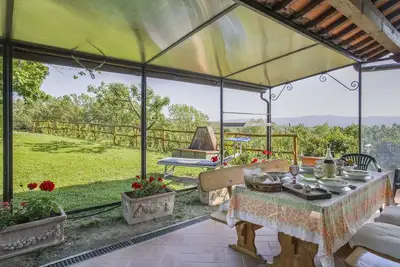 Image de Appartement dans une maison de vacances avec piscine, Wifi, terrasse, animaux admis, parking