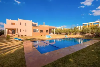 Image de Villa de Haut standing avec piscine 5103