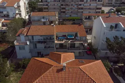 Image de Appartement d'une chambre avec le balcon Makarska (A-18898-b)