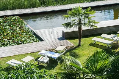 Appartement \"Weinsepphof 2\" avec vue sur les montagnes, piscine, Wi-Fi, jardin et balcon