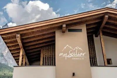 Image de Appartement \"Mysciliar Sky Ii\" avec vue sur les montagnes, Wi-Fi, jardin, terrasse et balcon