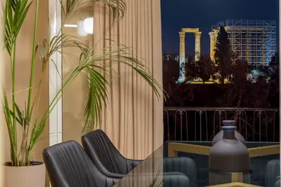 Image de Stylish flat overlooking the temple of Zeus