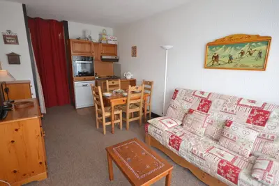 Image de Appartement cosy aux pieds des pistes avec piscine et tennis, proche du centre des Gets