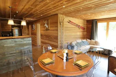 Image de Appartement de Standing aux Gets - 2 Ch, 6 Couchages, Proche Centre et Pistes