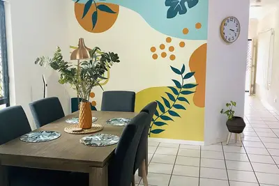 Image de Your home away from home