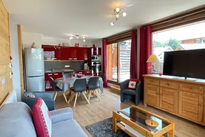 Image de Appartement 6 pers, 50m des pistes, centre, terrasse 48m², parking, WiFi - Les Gets