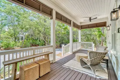Image de Charming home perfectly located near Seaside, Watercolor, and the best of 30a
