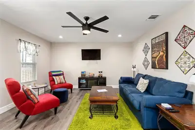 Image de Downtown/Tobin Hill - Walk to The Pearl, St. Mary's St, Riverwalk, Zoo and more