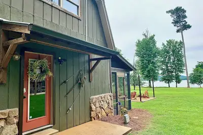 Reel ‘em Inn - Guntersville Lake Waterfront Retreat for the Family and Fisherman