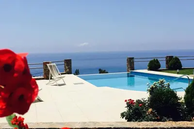 Image de Vasilikos  Exclusive Seaview Villa- Infinity Pool