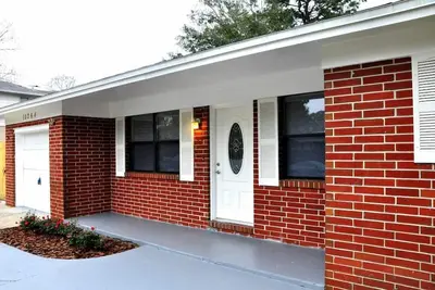 Image de Family fun pool house with game room