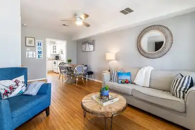Image de Walkable Eastport Home with Firepit, Porch & Fenced-in Yard