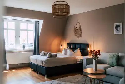 Image de *Grand Rooftop* 4-room apartment with kitchen and terrace - Luga Homes - Townhouse