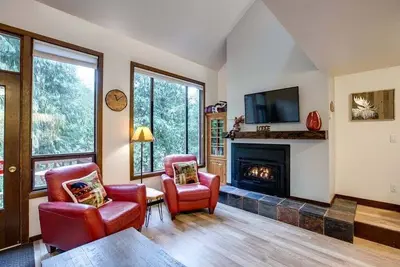Image de 06sw - Fireplace - W/D - Kitchen - Sleeps 7 by RedAwning