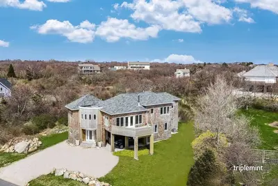 Image de Montauk Town - 2 Blocks to Ocean, Steps from Town Restaurants, Shops, and Cafes