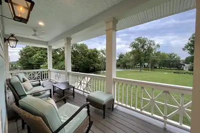 Image de East + West 2-Suites Georgetown Ky Bleubird Studio + Suites llc 5mKHP, 30min Ark,