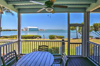 Image de Villa 5053 on Duck Key Boat Slip available