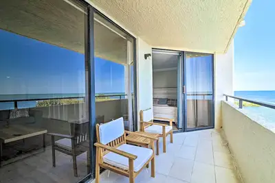 Image de Waterfront Condo: Resort Pool, Tennis & Beach