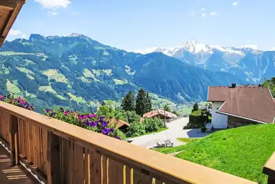 Confortable appartement pour 5 personnes avec Wifi, Tv, terrasse et parking