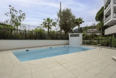 Image de Appartement avec Wifi, climatisation, piscine, Tv, terrasse, animaux admis, vue panoramique, parking