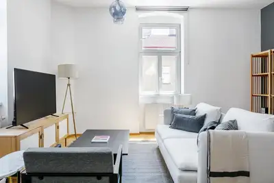 Image de Bright Favoriten 1br w/ Elevator, Storage, near dining, U1, by Blueground