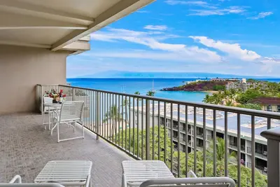 Image de Maui Resort Rentals: The Whaler 1020 - Luxurious 10th Floor 1br w/ Gorgeous Ocean and West Maui Mountain Views!