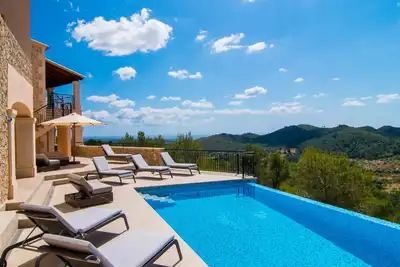 Finca Vista Mar de Manacor avec vue sur la mer, Wi-Fi, A\/C, Piscine, Jardin, Terrasse et Balcon