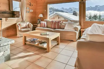 Image de Chalet de charme 4* pour 12 pers. avec cheminée, Tv et jardin proche pistes de ski