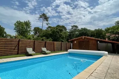 Image de Villa piscine chauffée, 4 chambres, clim. et fibre - Soustons