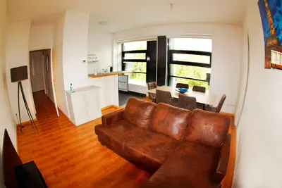 Image de ★2 chambres séparées+parking privé 5m max★