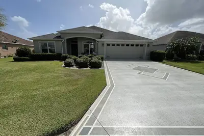 Image de Stunning 3/2 Home w/Gas Golf Cart, Bbq Grill, and Free WiFi! !