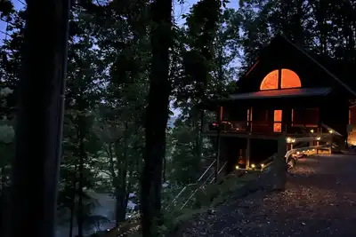 Image de Little Bird Cabin on the New River