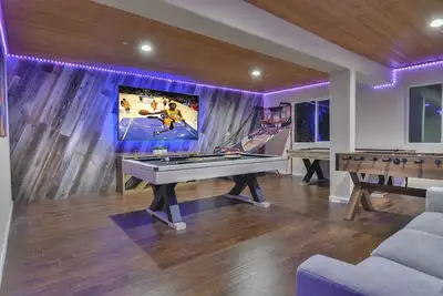 Image de Modern Cabin An Endless View! + Game Room