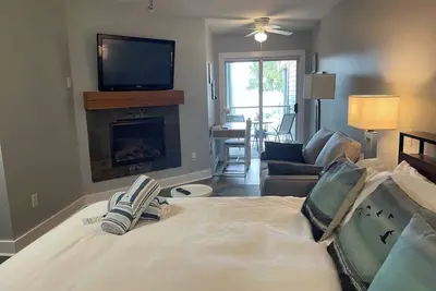 Image de The Nook at Nanoose Bay - Oceanview - Studio
