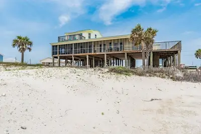 Image de Screened in Porch 5 Br/4. 5 Bath - sleeps 14-18 w/Beach Gear, Kayak, Cargo Lift