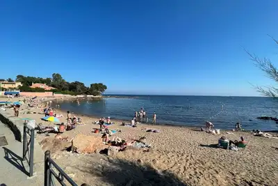 Image de Appartement T2 - 150 m plage  - dernier étage - Wifi - Boulouris/St Raphael- 4 p