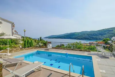 Image de Belle maison de 4 chambres à Rabac