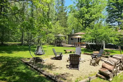Image de Family Getaway w\/ year round Hot Tub\n