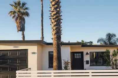 Image de Twin Palms Ventura Pierpont Beach Bungalow Steps from the Ocean Newly Renovated
