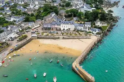 Image de Belle maison les pieds dans l'eau à Locquirec