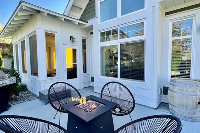 Image de *Impeccable 3 bedrm cottage in sought-after \"The Cottages\" Osoyoos Lake & beach