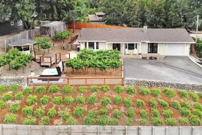Image de Amazing Wine Country Views in Kenwood