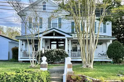 Image de Spacious home centrally located in the quaint waterfront town of Onancock