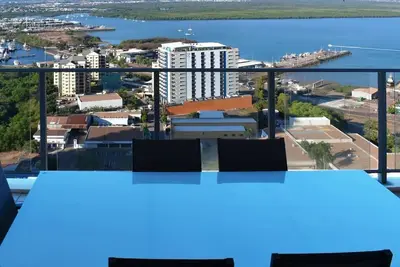 Image de “Penzance” Darwin City Penthouse