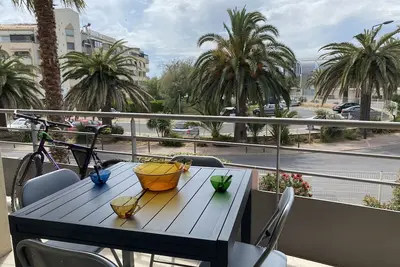 Appartement 2 pièces avec climatisation, parking, proche plage, commerces et activités - Classé 3 étoiles